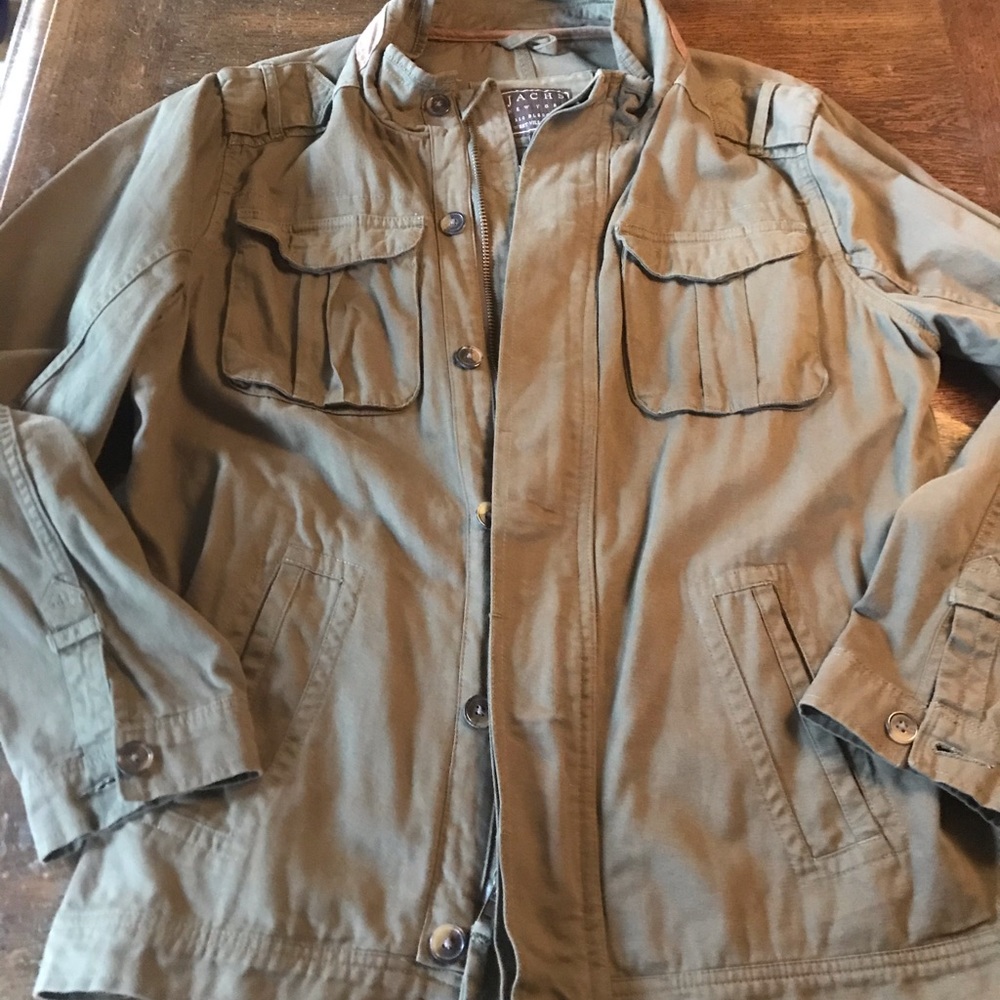 KHAKI military field style jacket. Size L.